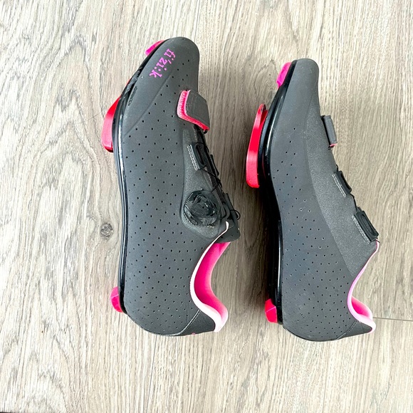 Fizik Tempo R5 Overcurve Road Shoes - Picture 1 of 5